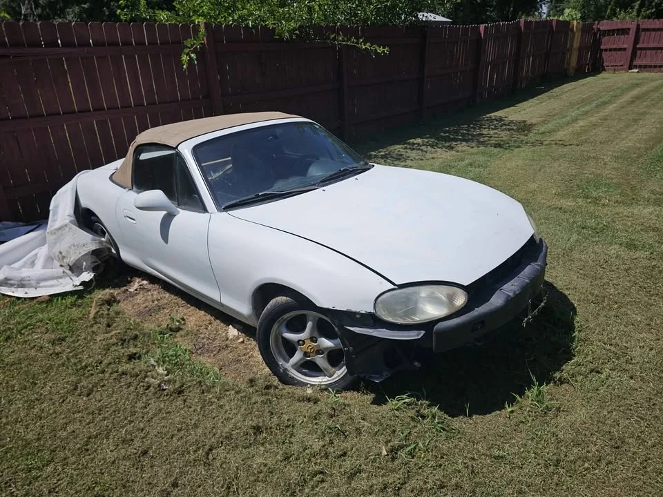 2002 Mazda NB MX-5 Miata - Image 15 of 18