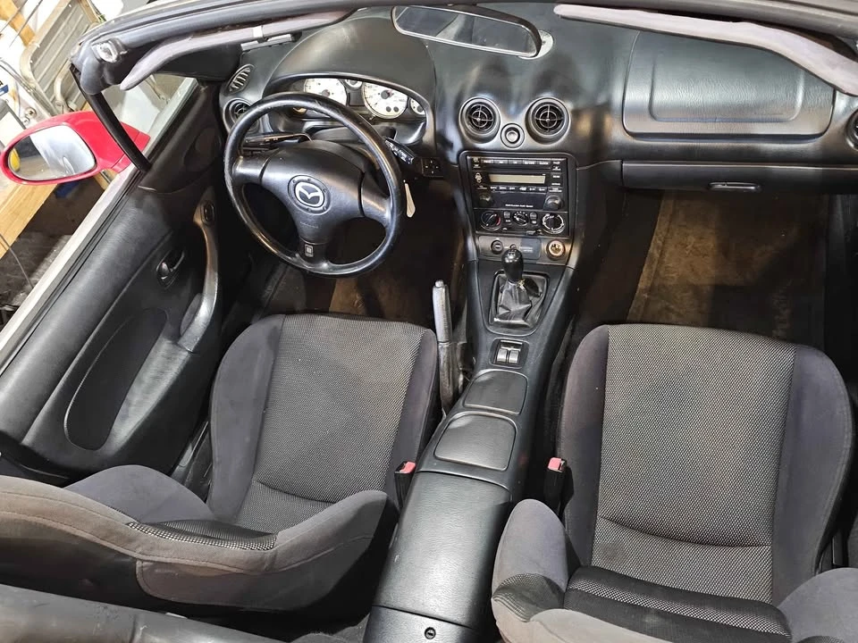 2002 Mazda NB MX-5 Miata - Image 7 of 18
