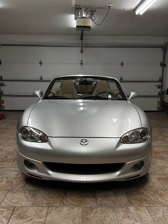 2002 Mazda NB MX-5 Miata - Image 5 of 10