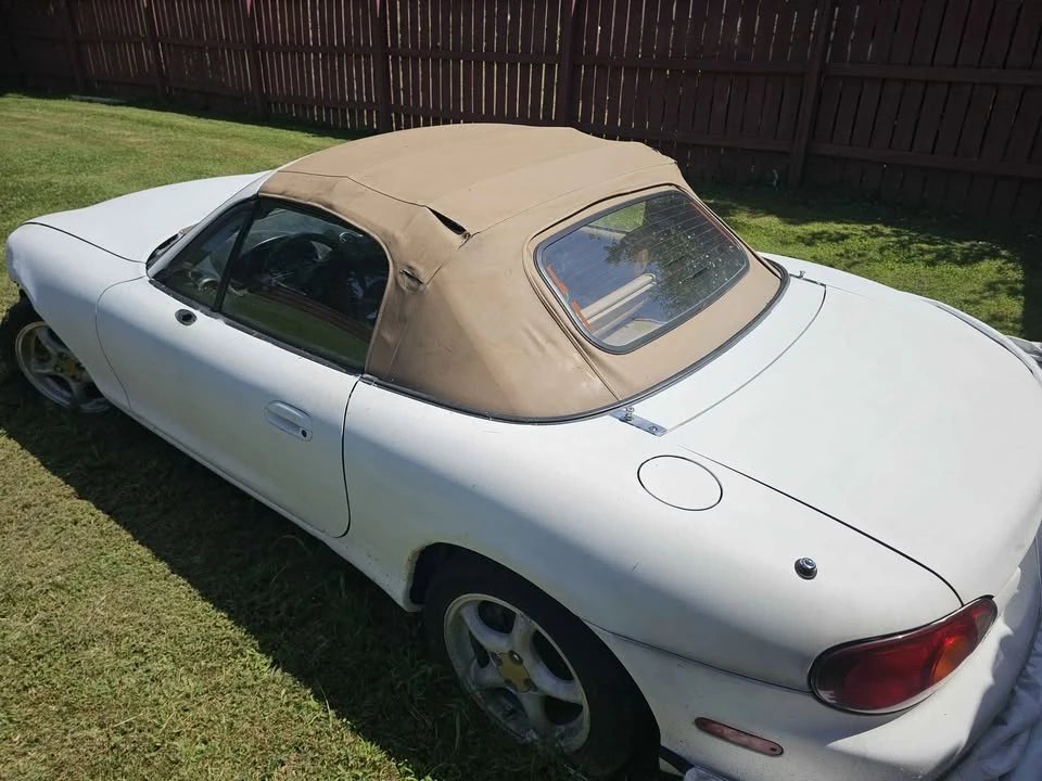 2002 Mazda NB MX-5 Miata - Image 16 of 18
