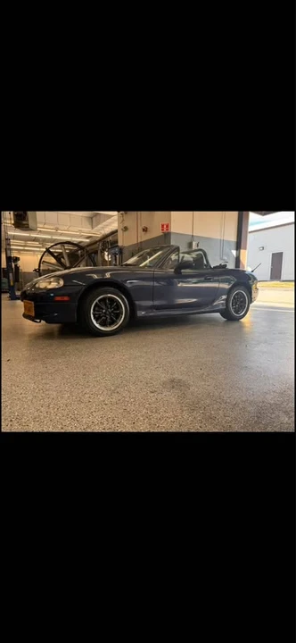 2002 Mazda NB MX-5 Miata - Image 2 of 11