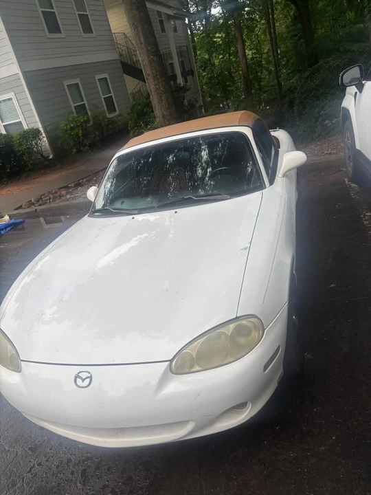 2002 Mazda NB MX-5 Miata - Image 2 of 10