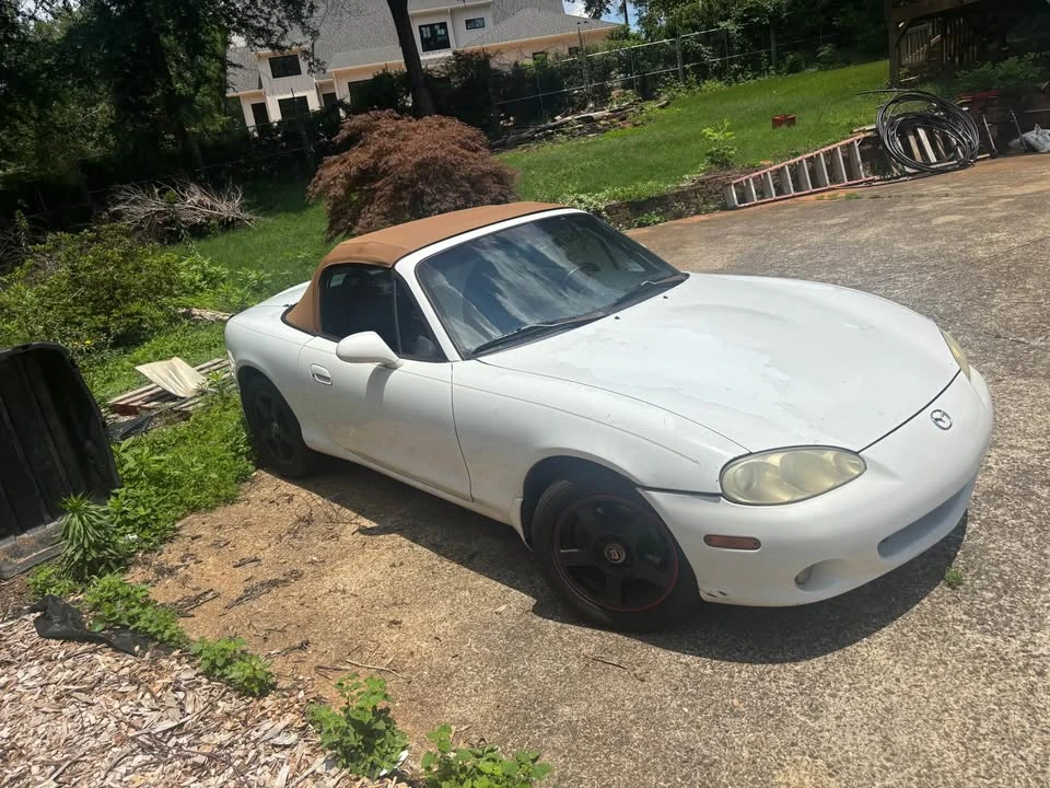 2002 Mazda NB MX-5 Miata - Image 9 of 10