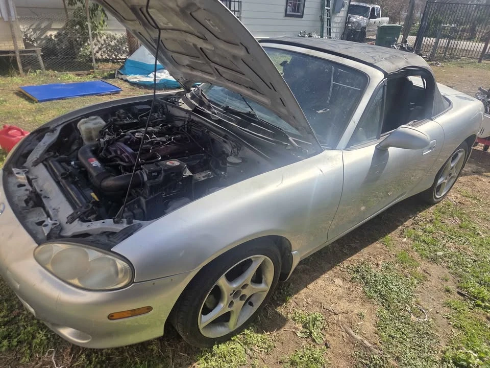 2002 Mazda NB MX-5 Miata - Image 4 of 13