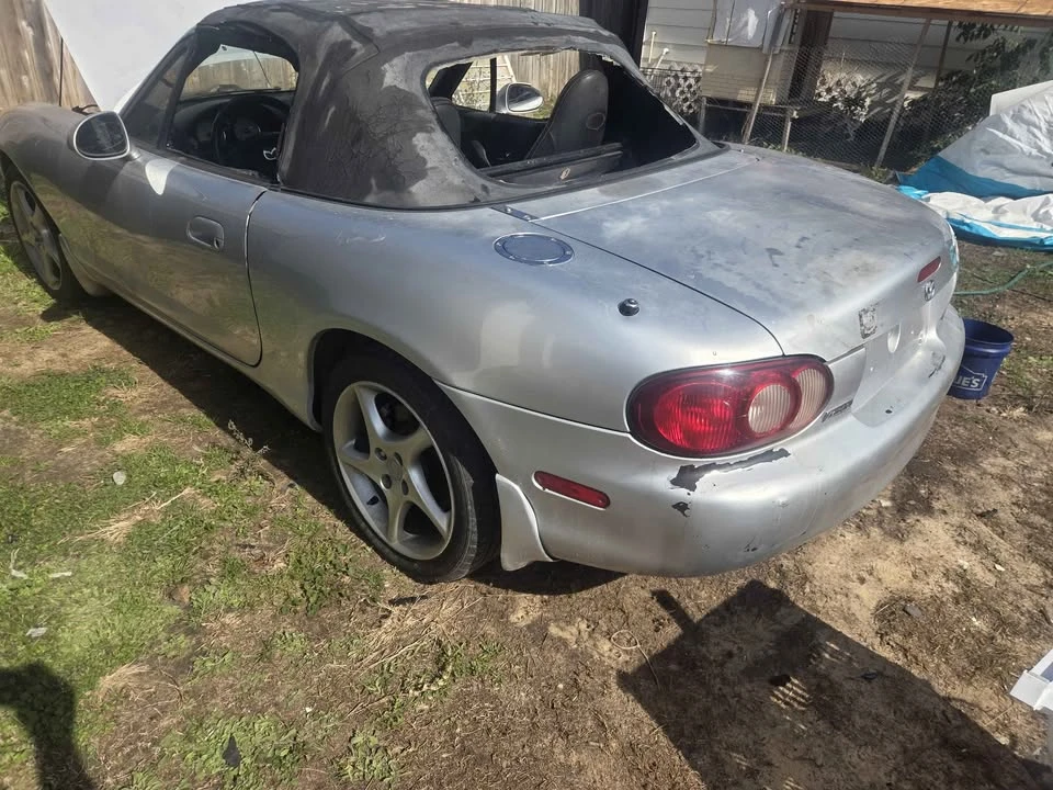 2002 Mazda NB MX-5 Miata - Image 9 of 13