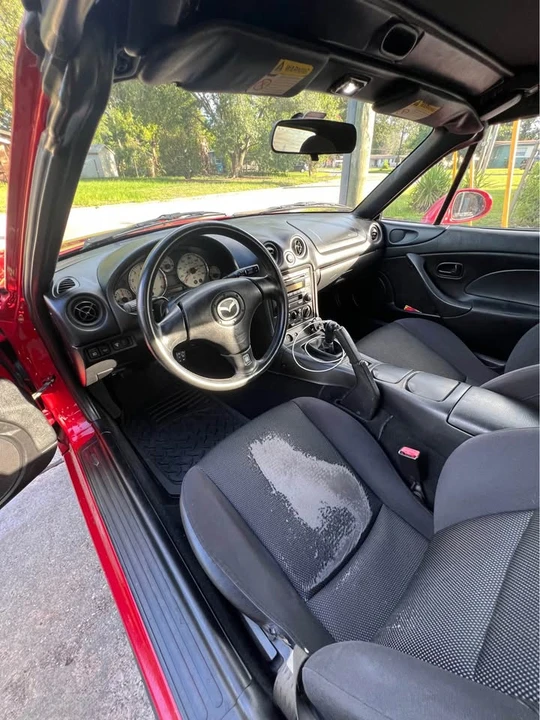 2002 Mazda NB MX-5 Miata - Image 8 of 16