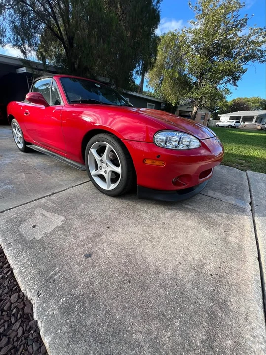 2002 Mazda NB MX-5 Miata - Image 4 of 16