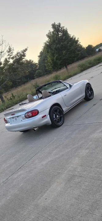 2002 Mazda NB MX-5 Miata - Image 3 of 16
