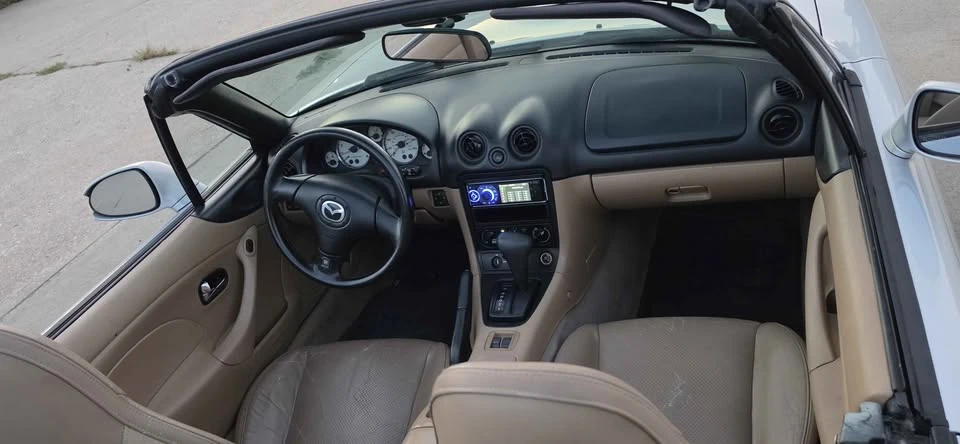 2002 Mazda NB MX-5 Miata - Image 10 of 16