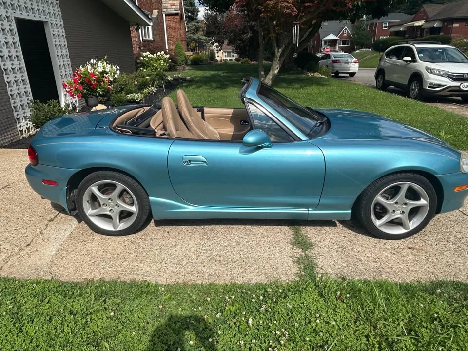 2002 Mazda NB MX-5 Miata - Image 3 of 10