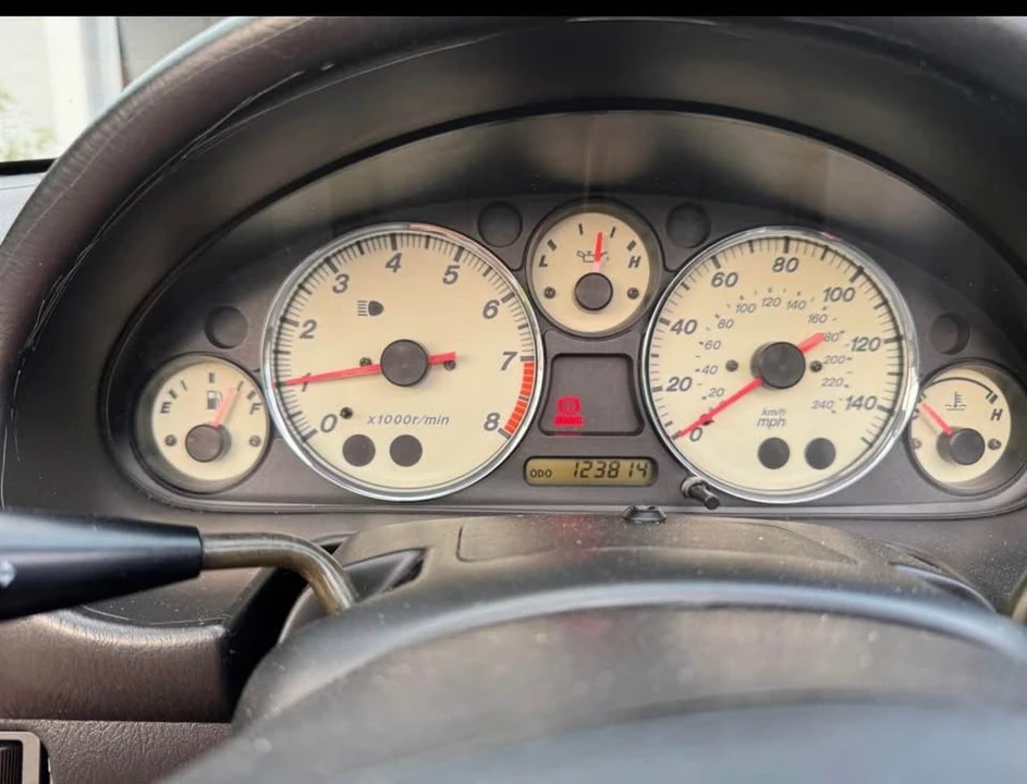 2002 Mazda NB MX-5 Miata - Image 4 of 9