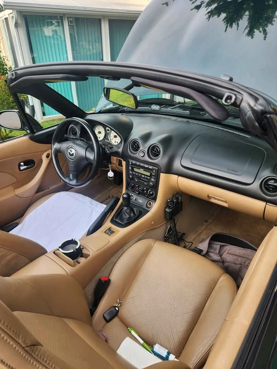 2002 Mazda NB MX-5 Miata - Image 5 of 7