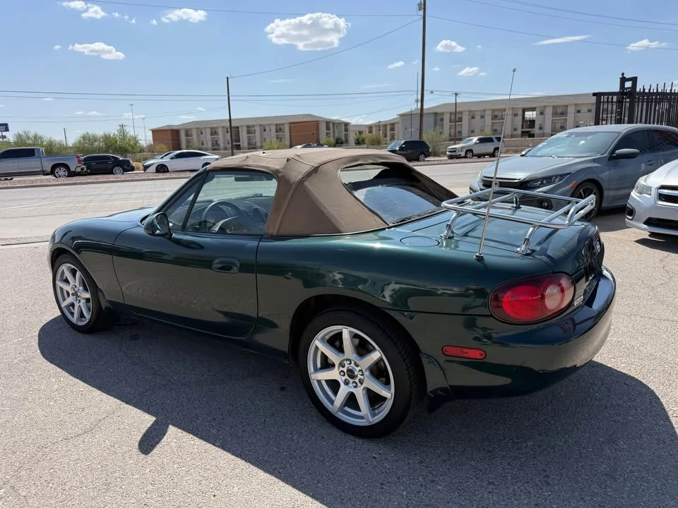 2002 Mazda NB MX-5 Miata - Image 16 of 17