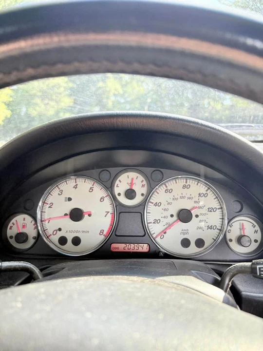 2002 Mazda NB MX-5 Miata - Image 11 of 12