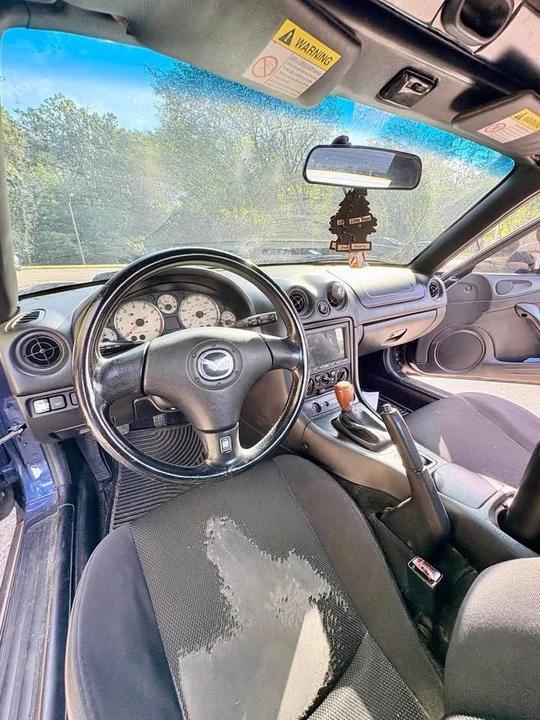2002 Mazda NB MX-5 Miata - Image 9 of 12