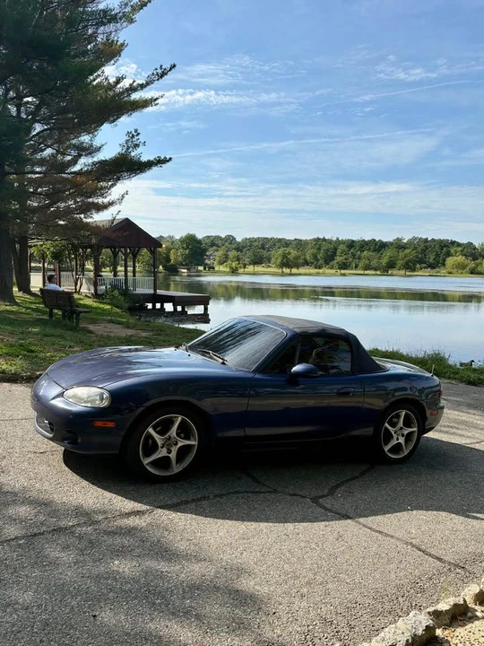 2002 Mazda NB MX-5 Miata - Image 2 of 12