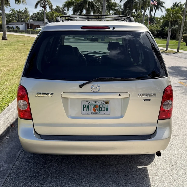 2002 Mazda MPV 2nd Gen - Image 10 of 31