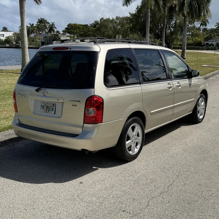 2002 Mazda MPV 2nd Gen - Image 12 of 31
