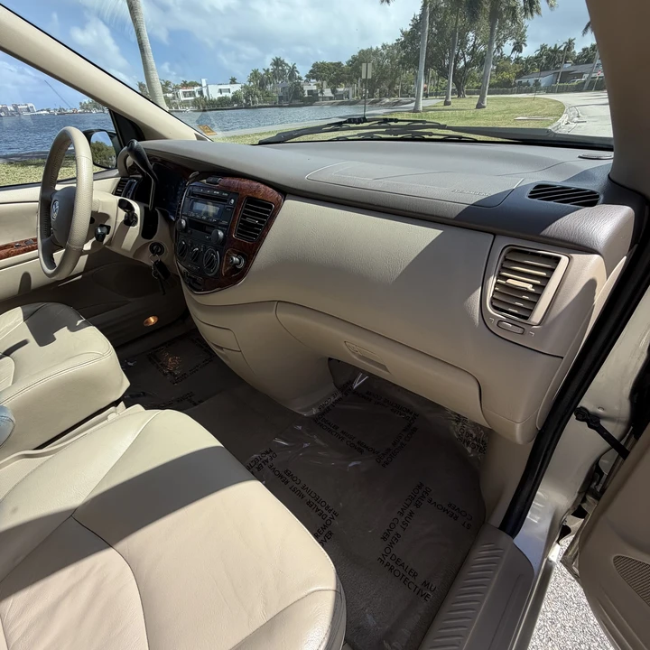 2002 Mazda MPV 2nd Gen - Image 30 of 31