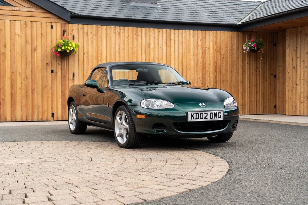 2002 Mazda NB MX-5 Miata - Image 18 of 30
