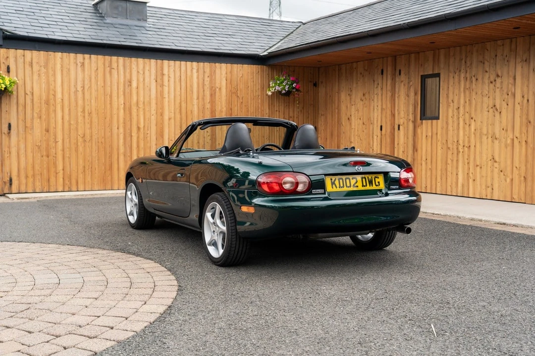 2002 Mazda NB MX-5 Miata - Image 6 of 30