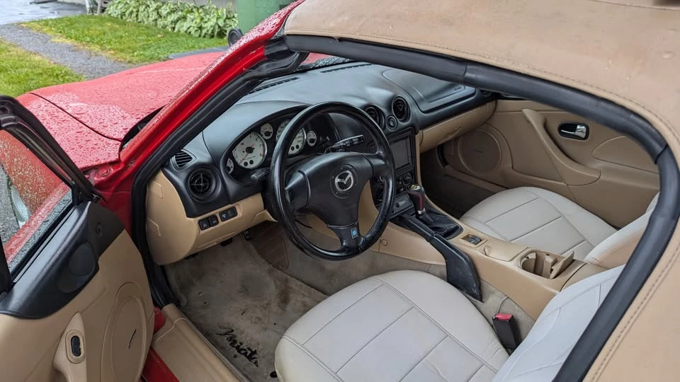 2002 Mazda NB MX-5 Miata - Image 2 of 13