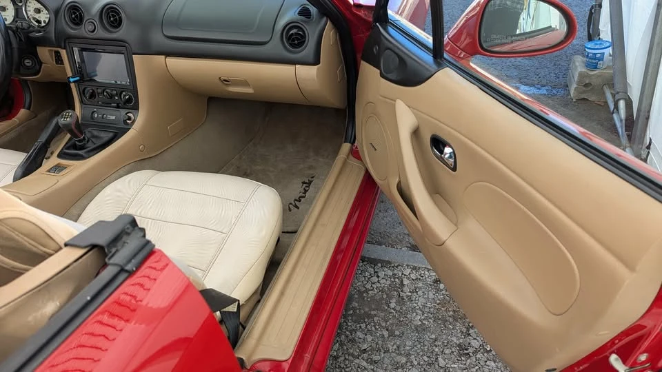 2002 Mazda NB MX-5 Miata - Image 5 of 13