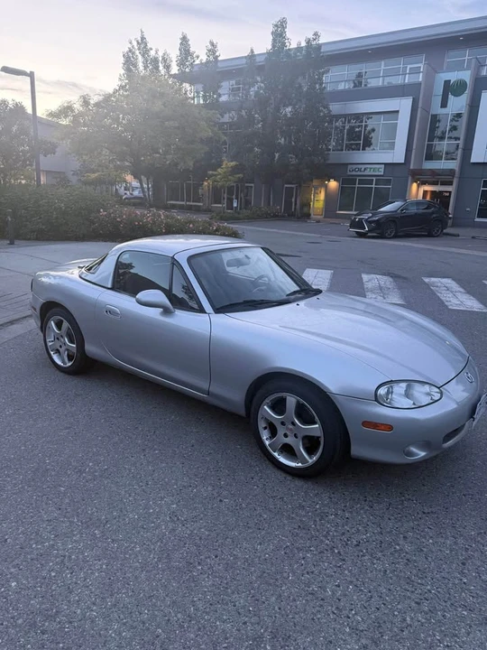 2002 Mazda NB MX-5 Miata - Image 3 of 8