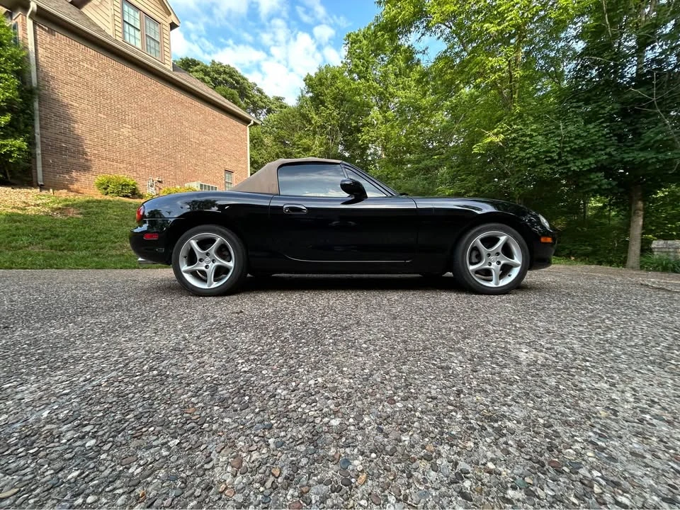 2002 Mazda NB MX-5 Miata - Image 3 of 9