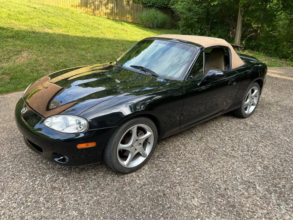 2002 Mazda NB MX-5 Miata - Image 2 of 9