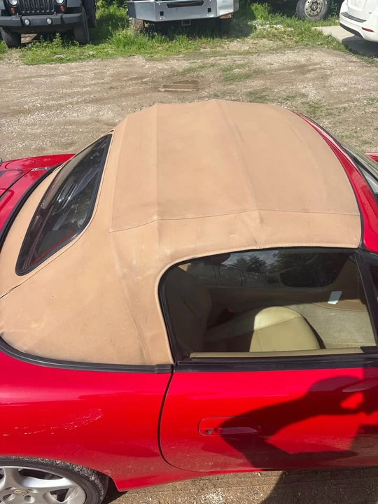 2002 Mazda NB MX-5 Miata - Image 11 of 16