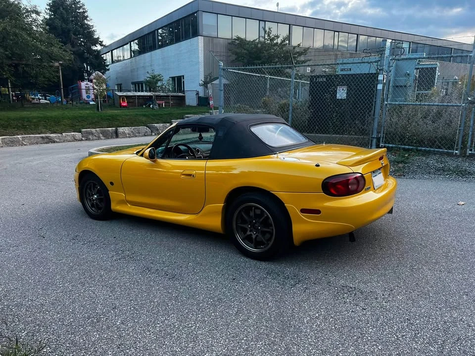 2002 Mazda NB MX-5 Miata - Image 4 of 10