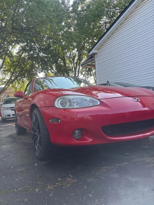 2002 Mazda NB MX-5 Miata - Image 2 of 5