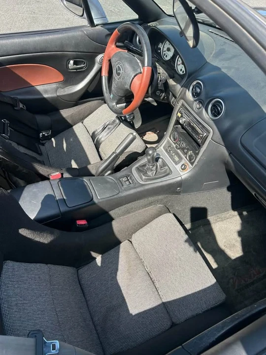 2002 Mazda NB MX-5 Miata - Image 8 of 9