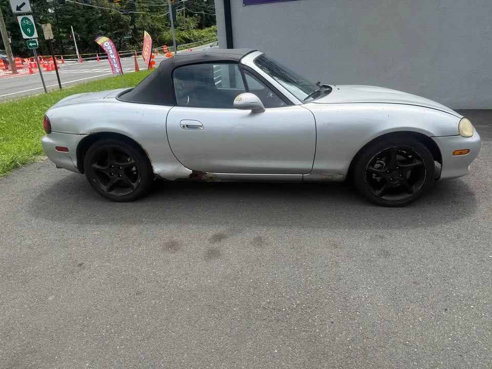 2002 Mazda NB MX-5 Miata - Image 4 of 4
