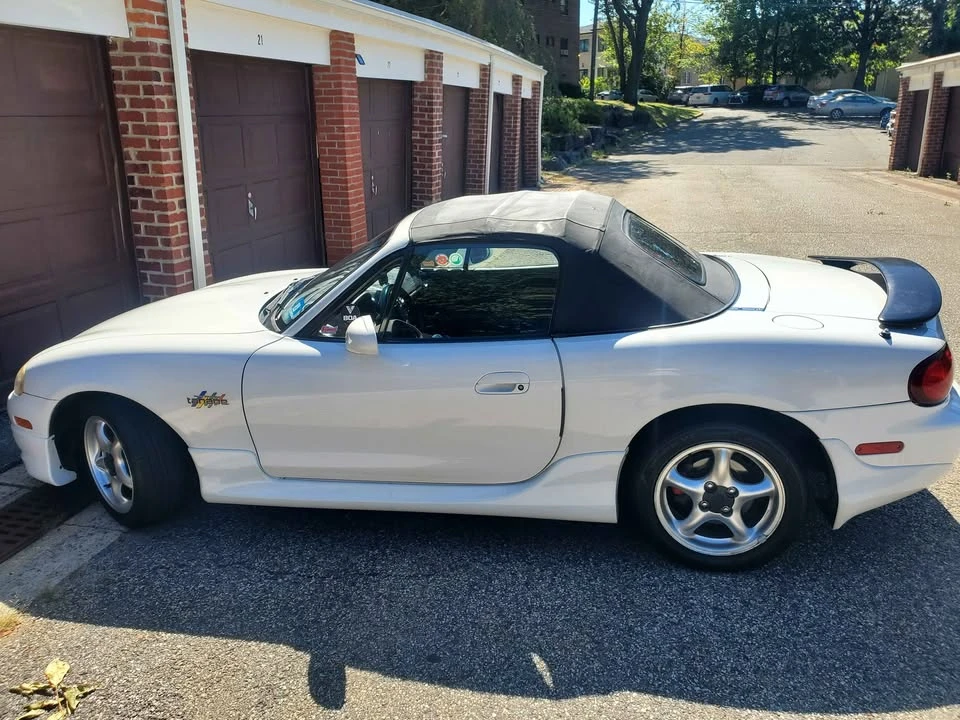 2002 Mazda NB MX-5 Miata - Image 7 of 19