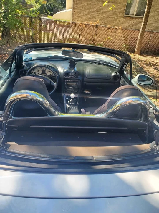 2002 Mazda NB MX-5 Miata - Image 18 of 19