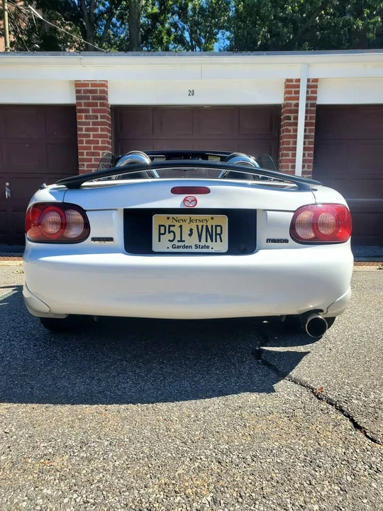 2002 Mazda NB MX-5 Miata - Image 10 of 19