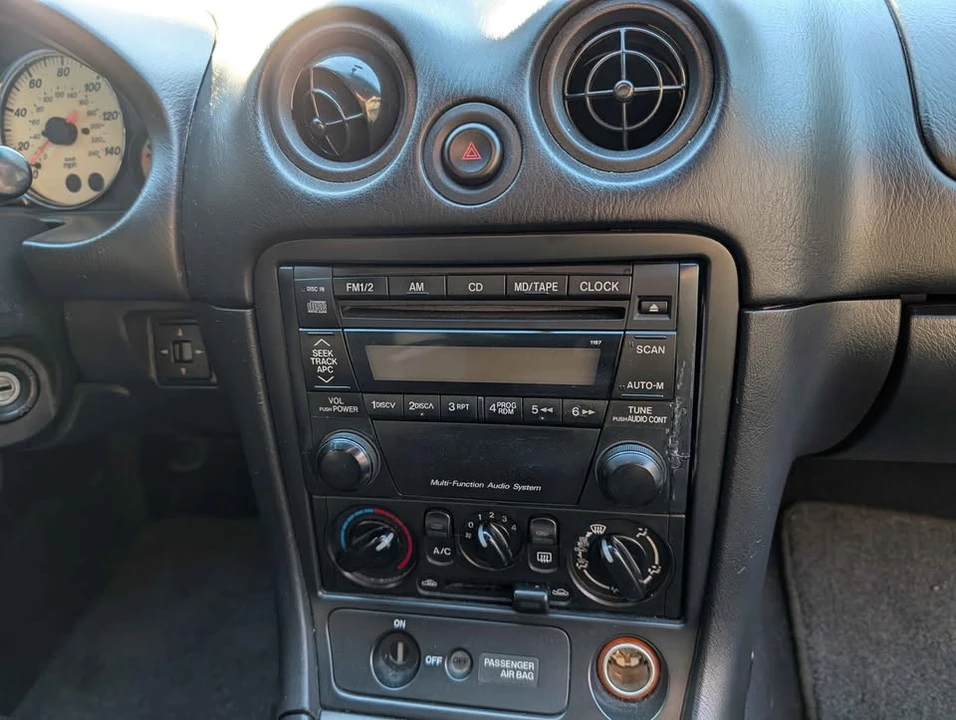 2002 Mazda NB MX-5 Miata - Image 12 of 15