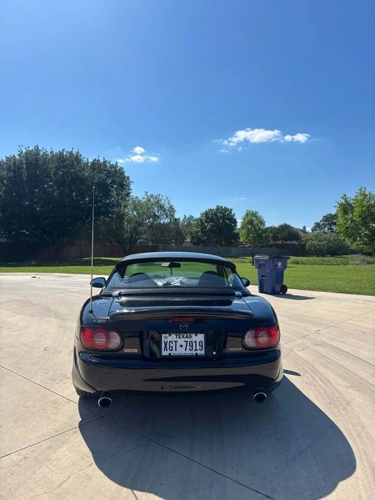 2002 Mazda NB MX-5 Miata - Image 5 of 14