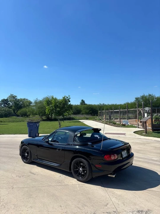 2002 Mazda NB MX-5 Miata - Image 6 of 14