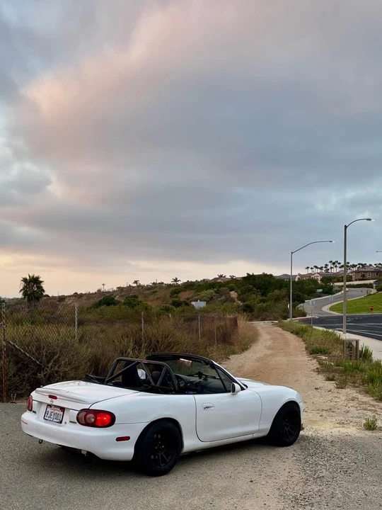 2002 Mazda NB MX-5 Miata - Image 4 of 7