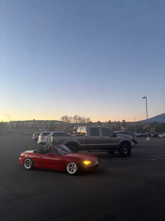 2002 Mazda NB MX-5 Miata - Image 2 of 11