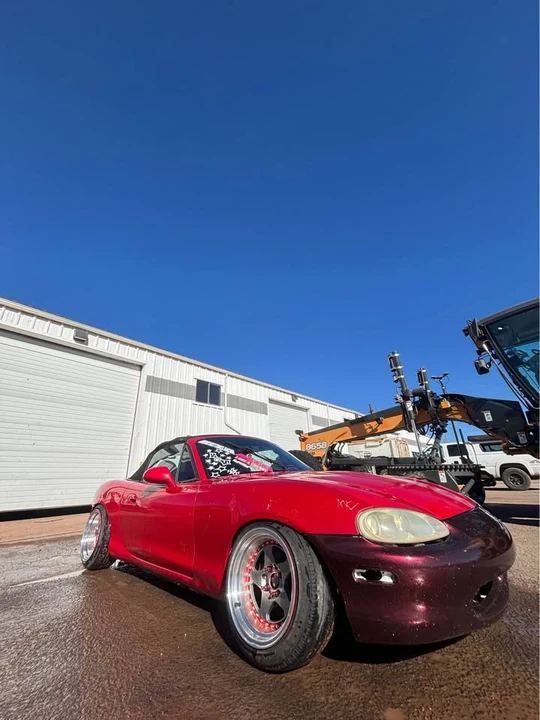 2002 Mazda NB MX-5 Miata - Image 4 of 11