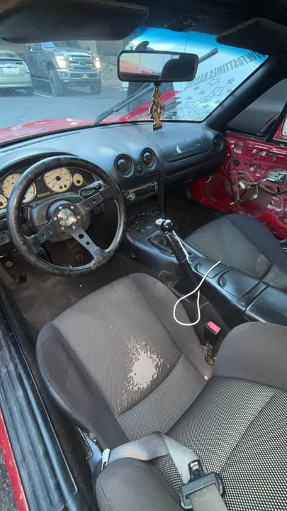 2002 Mazda NB MX-5 Miata - Image 8 of 11