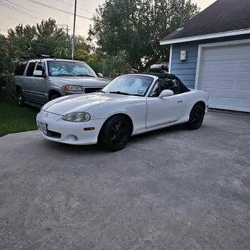 2002 Mazda MX-5 Convertible