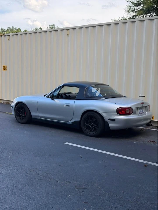 2002 Mazda NB MX-5 Miata - Image 4 of 9