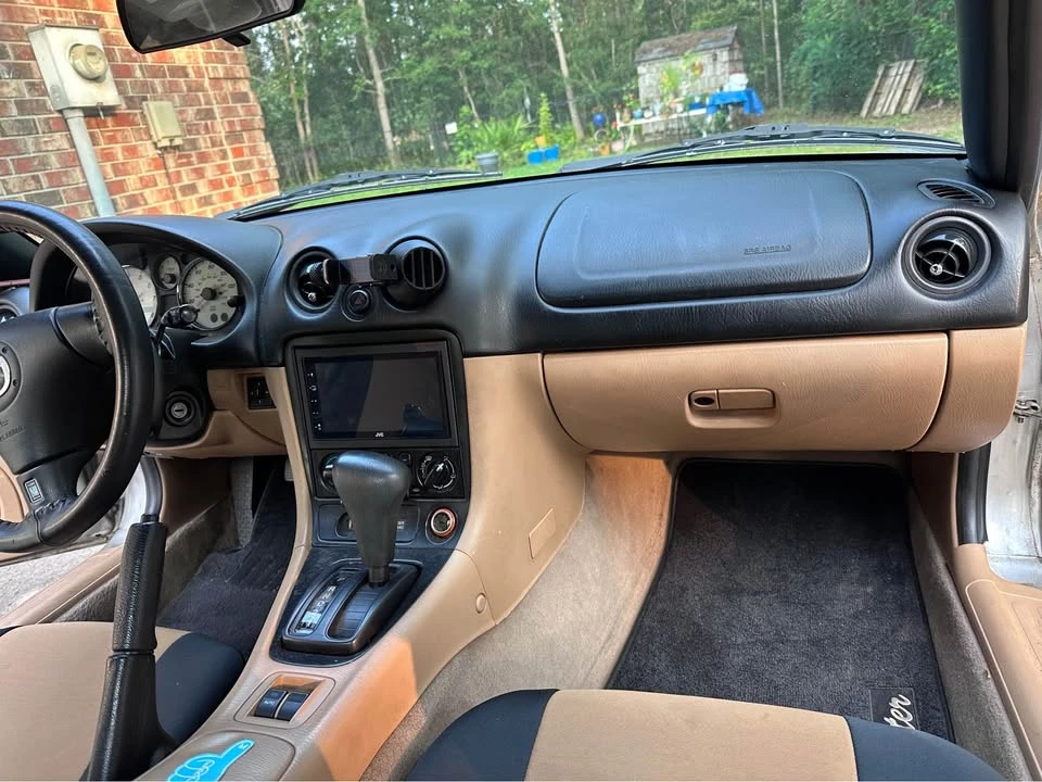 2002 Mazda NB MX-5 Miata - Image 16 of 19