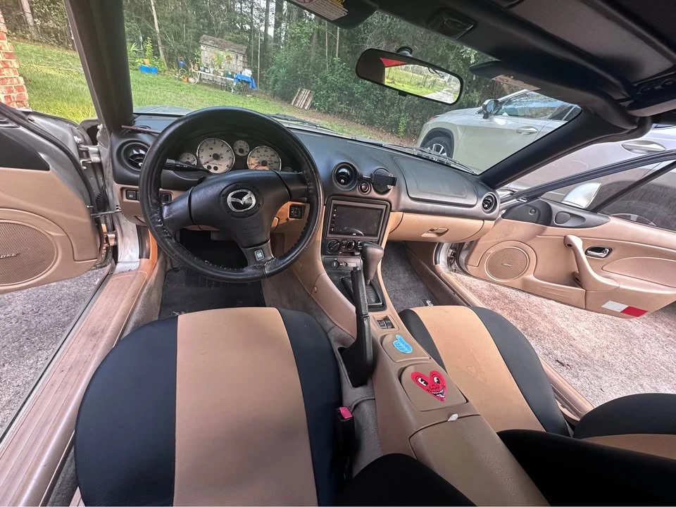 2002 Mazda NB MX-5 Miata - Image 18 of 19