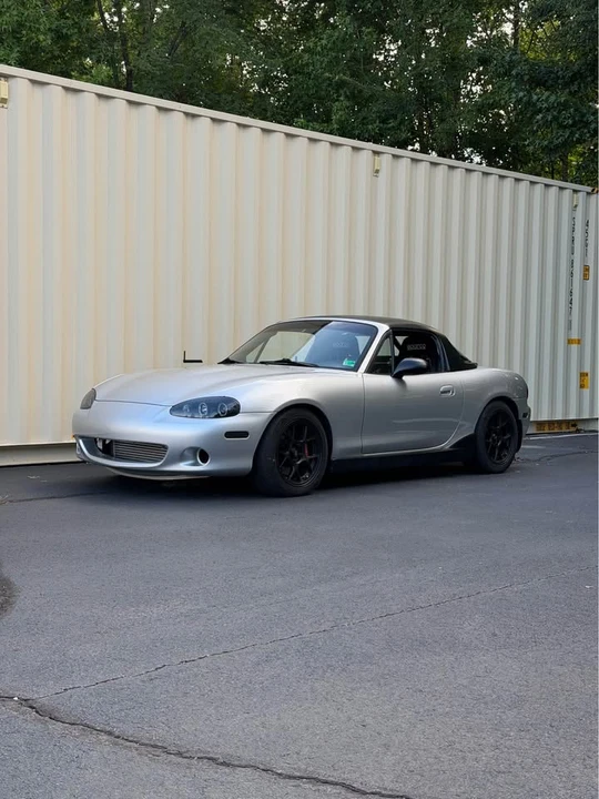 2002 Mazda NB MX-5 Miata - Image 3 of 9